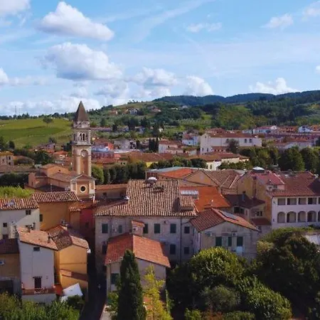 Tuscany Borgo Lari
